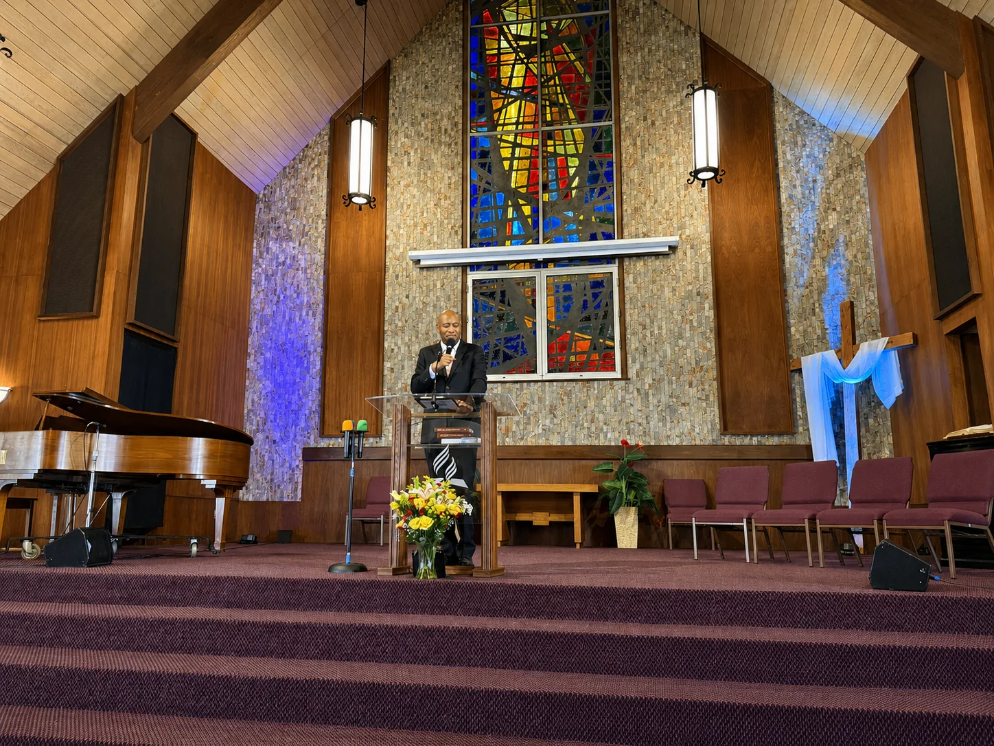 Music and worship during the Sabbath service